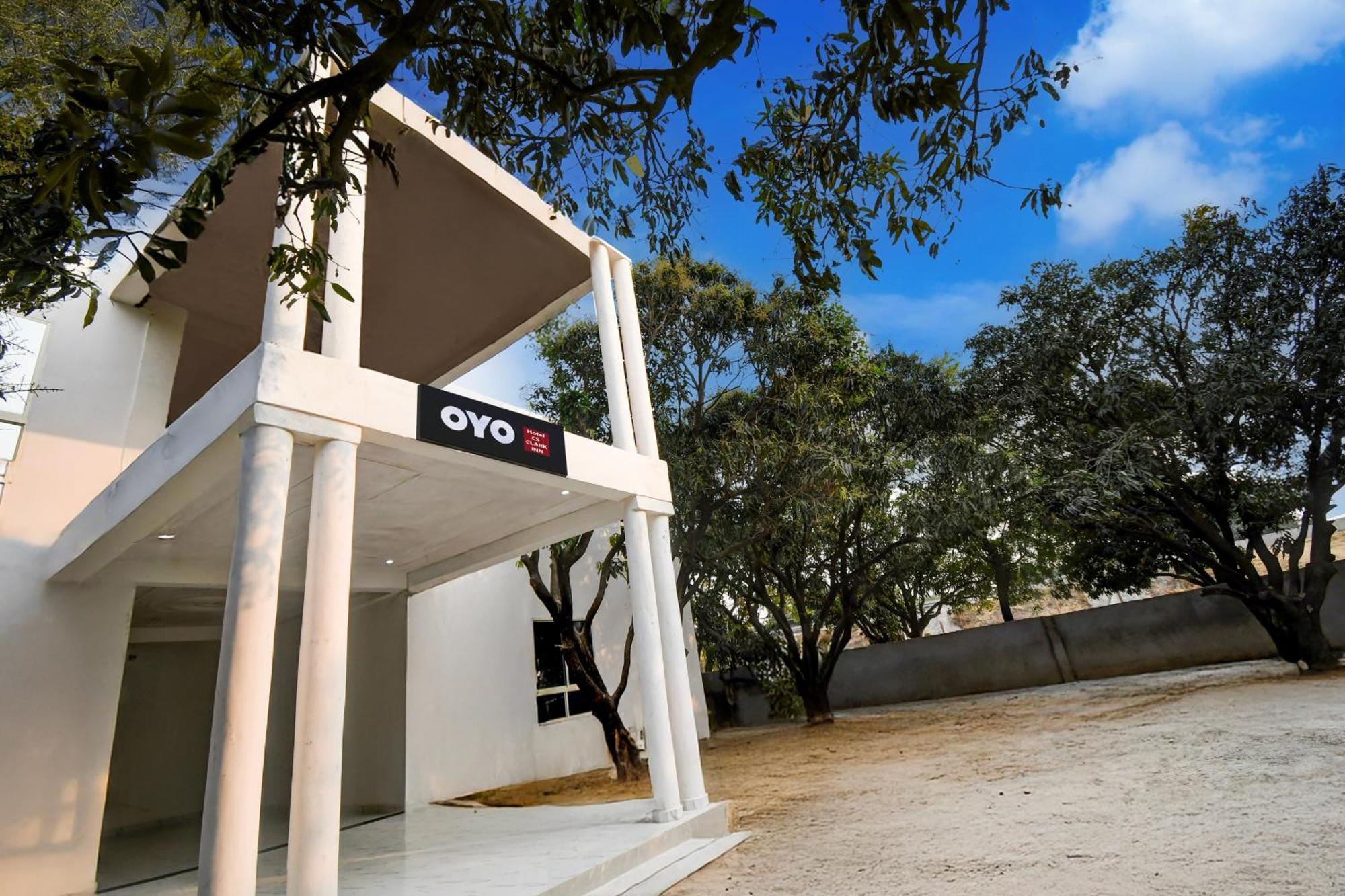 O Cs Clark Hotel 3*